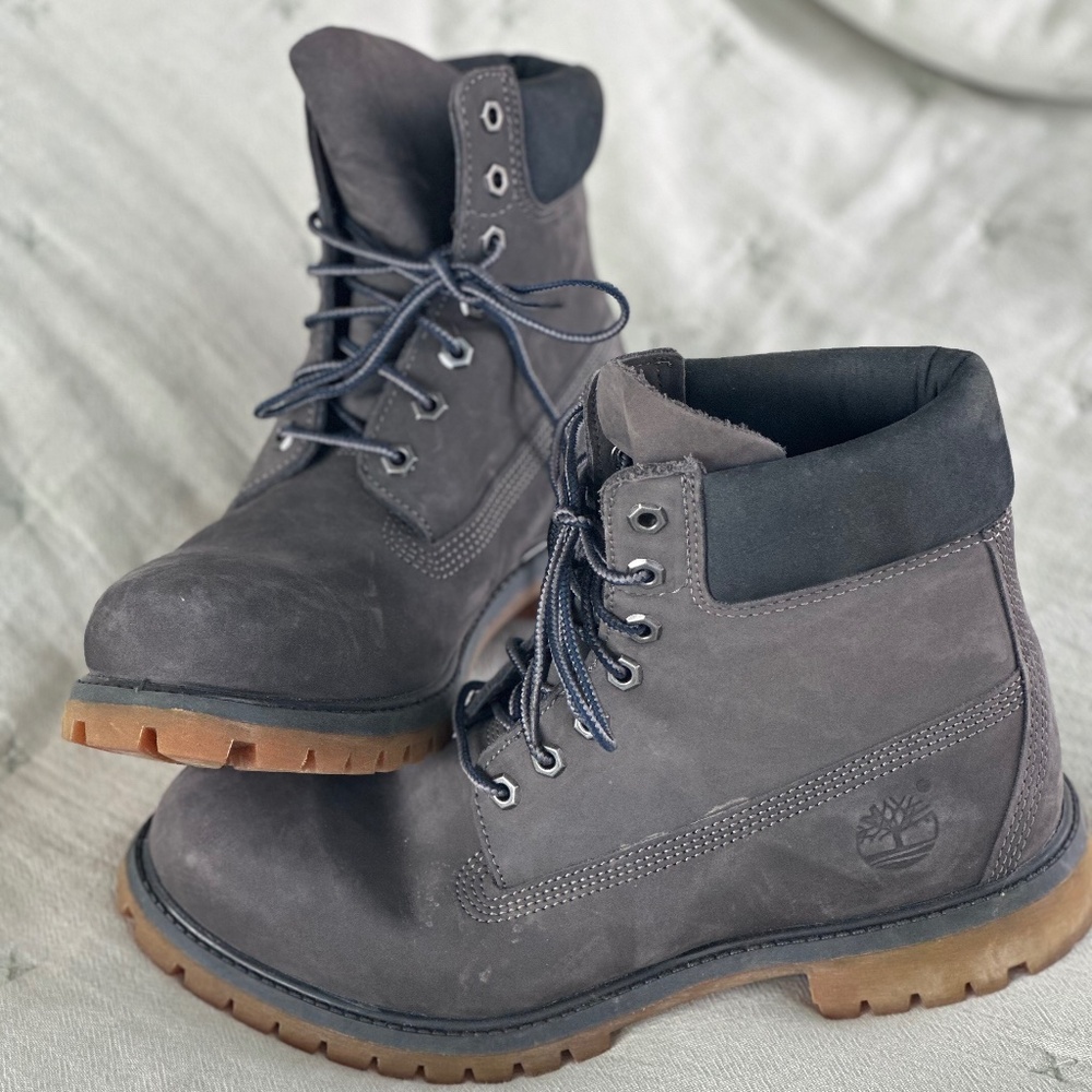 Timberland Men's 9.5M Gray Basic Boot Like New